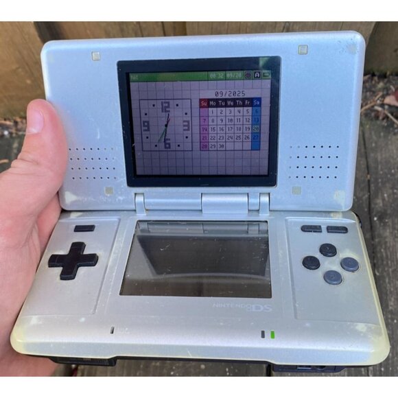 Nintendo DS Fat/NTR NTR-001 Silver Tested Heavy Wear - Picture 1 of 6
